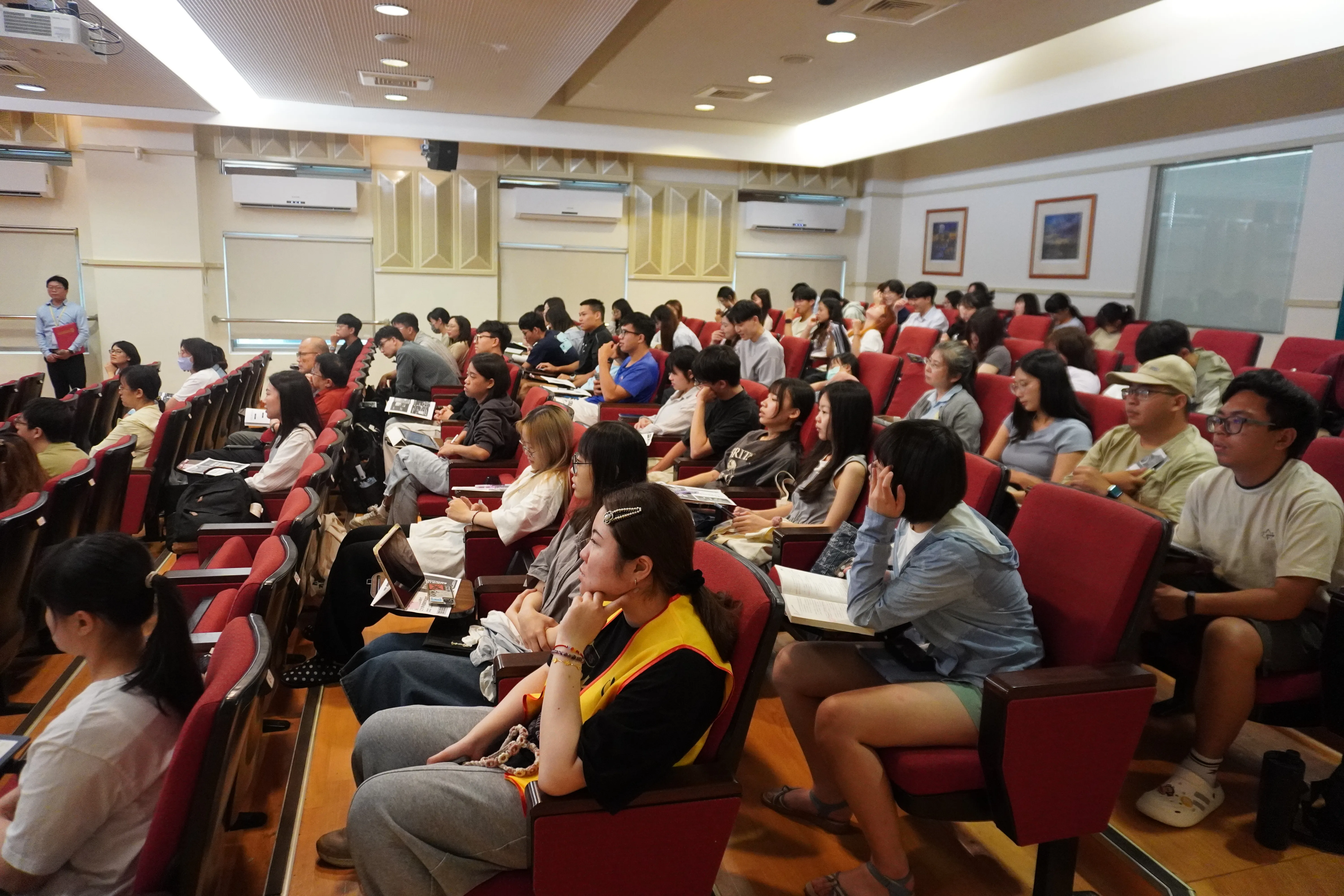 1150611 永續發展與AI時代之大學通識教育論壇 第7張